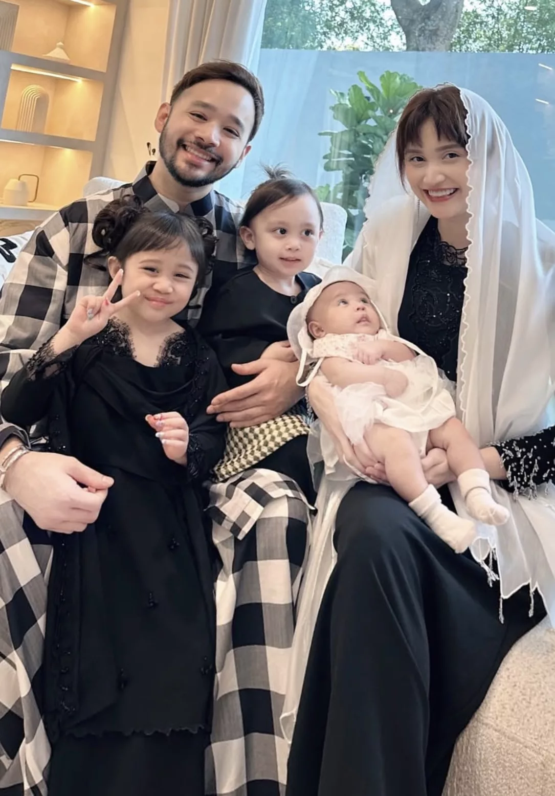Ayda Jebat Jelaskan Salah Faham Netizen, Aali Mateen Disangka Perempuan - “Cuma Dia Gebu Dan Cute Ah… Janji. Dia Boy.”
