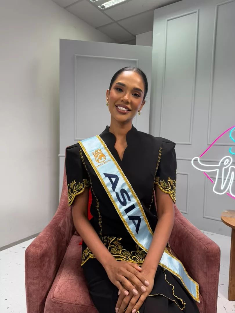 Taanusiya Chetty Dari Bilik Darjah Ke Pentas Miss World, Kini Terbuka Ceburi Dunia Lakonan - “Saya Perlu Bawa Beg Solekan, Bersiap Dalam Kereta…” 5 Taanusiya Chetty Dari Bilik Darjah Ke Pentas Miss World, Kini Terbuka Ceburi Dunia Lakonan - “Saya Perlu Bawa Beg Solekan, Bersiap Dalam Kereta…”