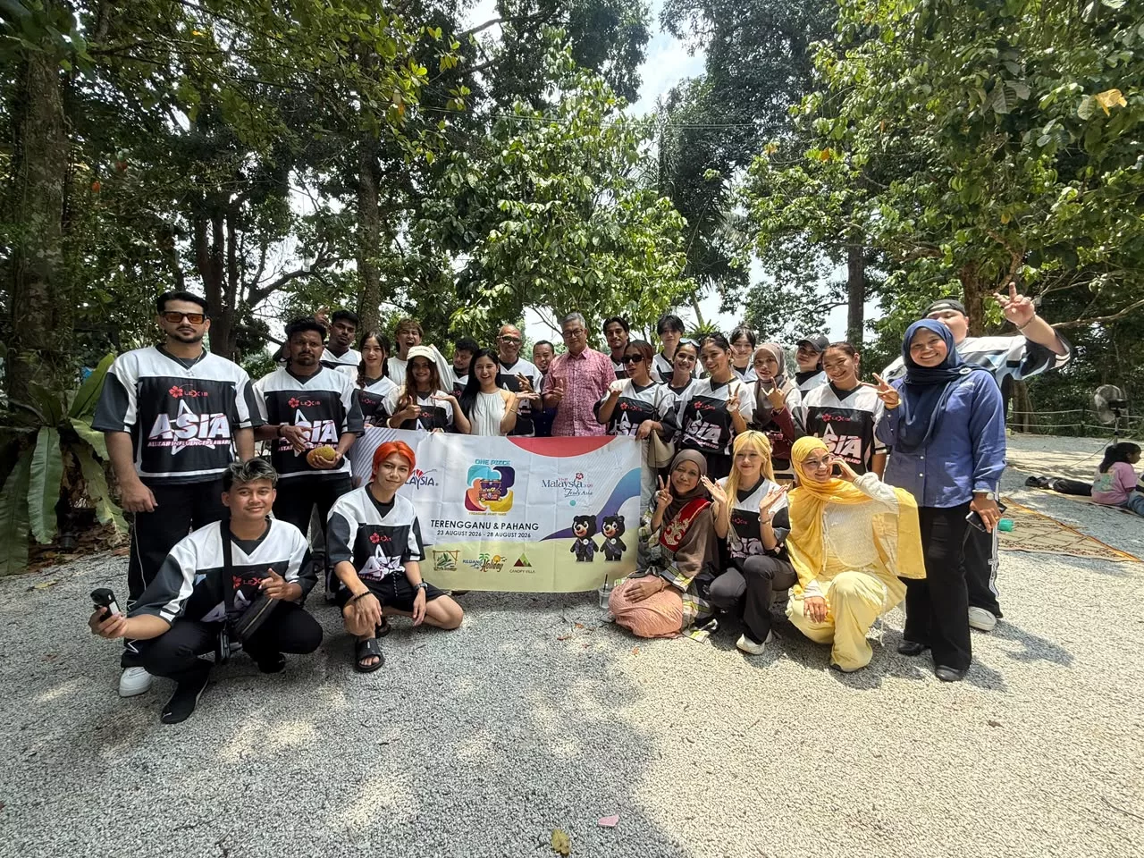 “Bukan Sekadar Pertandingan…,” - ASIA2026 Makin Sengit, Lebih 120 Influencer Dari 20 Buah Negara Berentap 5 “Bukan Sekadar Pertandingan…,” - ASIA2026 Makin Sengit, Lebih 120 Influencer Dari 20 Buah Negara Berentap