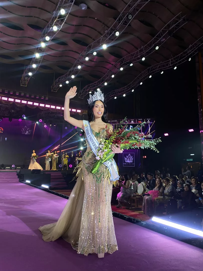 "Saya Hanya Jangka Naib Juara...," - Eunice Wong Tak Sangka Jadi Juara, Raih Makhota Miss Universe Malaysia 2026! 4 "Saya Hanya Jangka Naib Juara...," - Eunice Wong Tak Sangka Jadi Juara, Raih Makhota Miss Universe Malaysia 2026!