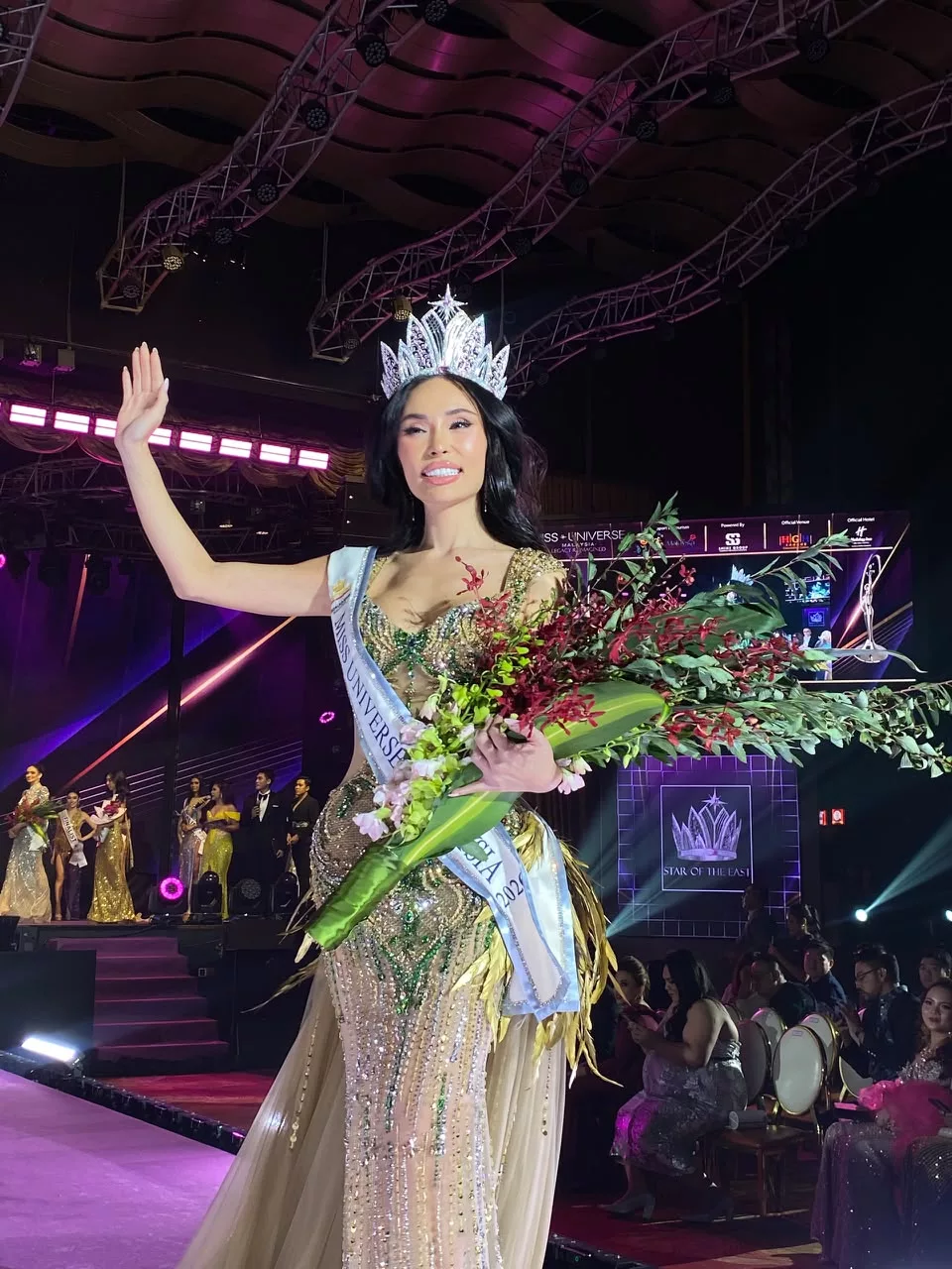 "Saya Hanya Jangka Naib Juara...," - Eunice Wong Tak Sangka Jadi Juara, Raih Makhota Miss Universe Malaysia 2026! 2 "Saya Hanya Jangka Naib Juara...," - Eunice Wong Tak Sangka Jadi Juara, Raih Makhota Miss Universe Malaysia 2026!