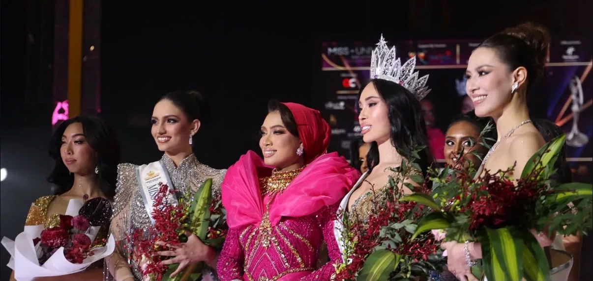 "Saya Hanya Jangka Naib Juara...," - Eunice Wong Tak Sangka Jadi Juara, Raih Makhota Miss Universe Malaysia 2026! 7 "Saya Hanya Jangka Naib Juara...," - Eunice Wong Tak Sangka Jadi Juara, Raih Makhota Miss Universe Malaysia 2026!