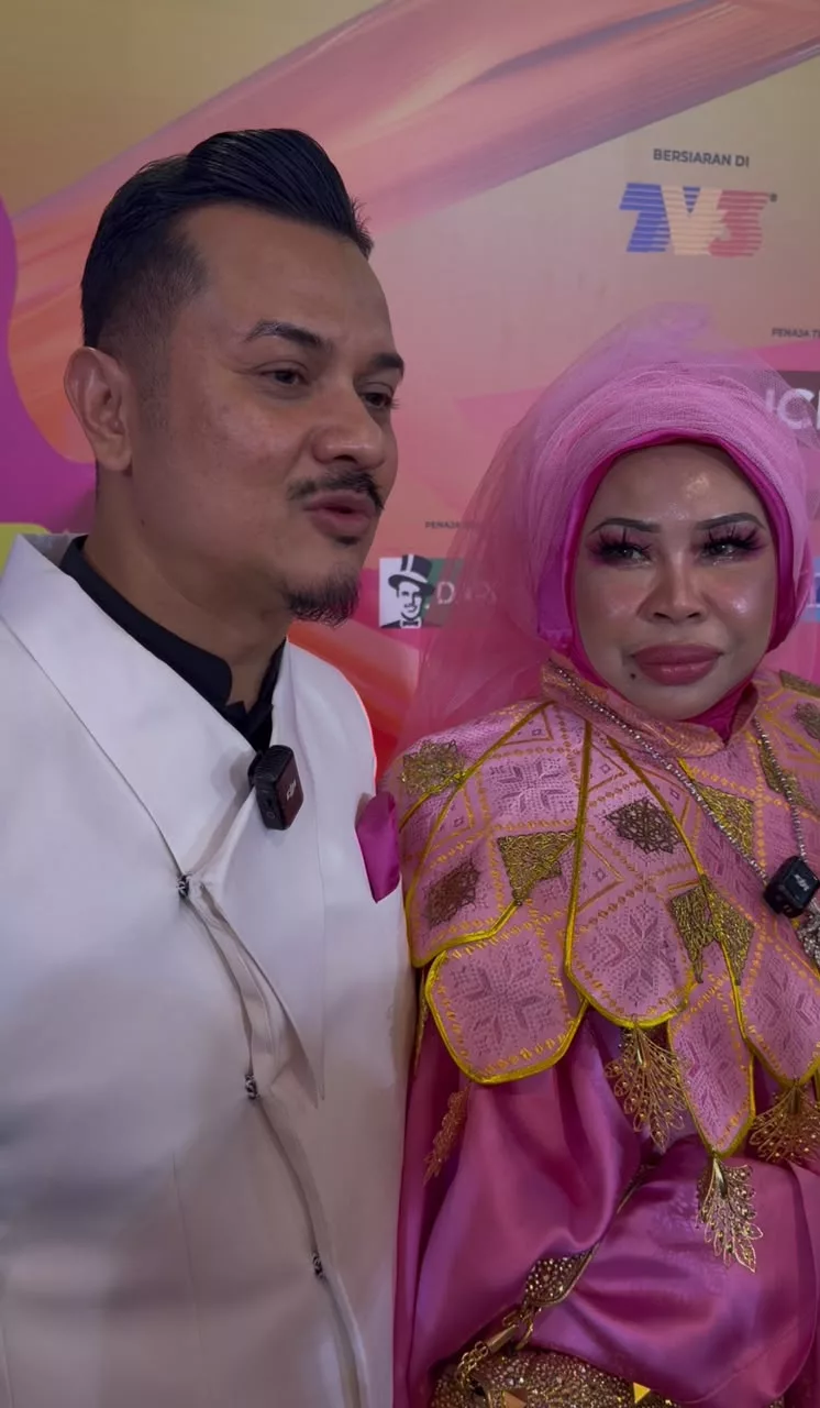 Fazley Cedera Waktu Main Badminton, Vida Sanggup Pulang Awal Dari China Demi Dirinya! - “Dia Siap Menyuapkan Makanan, Membasuhkan Tangan Saya.” 2 Fazley Cedera Waktu Main Badminton, Vida Sanggup Pulang Awal Dari China Demi Dirinya! - “Dia Siap Menyuapkan Makanan, Membasuhkan Tangan Saya.”